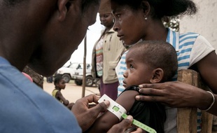 Dénutris ou en surpoids: un enfant de moins de cinq ans sur trois ne reçoit pas l'alimentation dont il a besoin pour bien grandir, s'alarme l'Unicef dans un rapport de grande ampleur publié ce mard 15 octobre. (Photo illustration).