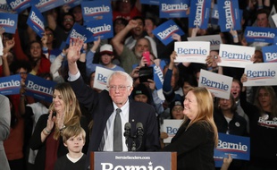 Le démocrate Bernie Sanders devant ses supporteurs dans l'Iowa, le 3 février 2020.
