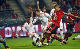 Le moment où le Rennais Pedro Henrique s'arrache pour offrir la qualification à son équipe contre Lorient (3-2), en 16es de finale de la Coupe de la Ligue.