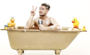 Jeremstar sort «Téléréalité: Le manuel pour percer».