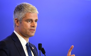 Laurent Wauquiez lors du discours de clôture de la convention sur l'immigration, au siège du parti de Les Républicains, le 18 avril 2018.
