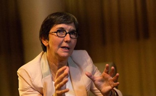 La ministre des Sports et de la Jeunesse, Valérie Fourneyron, veut expérimenter en 2014 un label pour les colonies de vacances afin de distinguer notamment celles qui jouent la carte de la mixité sociale, annonce-t-elle lundi dans un communiqué à l'AFP.