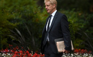 Le frère de Boris Johnson, Jo Johnson, a annoncé sa démission du gouvernement où il occupait un poste de secrétaire d'Etat, affirmant placer l'