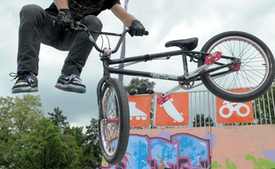 Illustration vélo skate parc. Le 17 05 2009