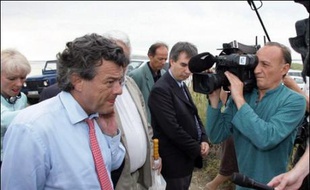 La rentrée politique, que Nicolas Sarkozy a annoncée comme chargée, verra le démarrage de nombreux chantiers parmi lesquels un "Grenelle de l'environnement" (deuxième quinzaine d'octobre), avec ONG, experts, milieux économiques.