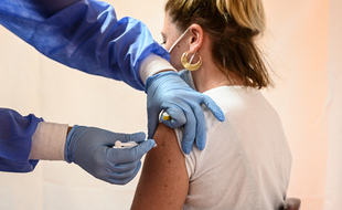 Une dose de rappel avec le vaccin de Moderna ou de Pfizer, est-ce la même chose?