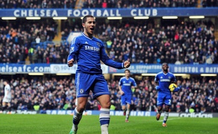 Eden Hazard, l'attaquant de Chelsea, célèbre son but inscrit contre Swansea le 26 décembre 2013.