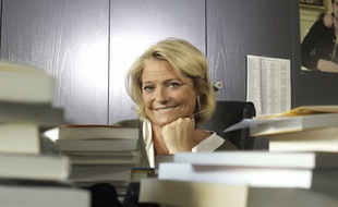 Marina Carrere d'Encausse
dans ses bureaux. Issy les Moulineaux.