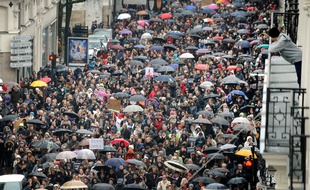 Plus de 75.000 personnes ont marché, sous la pluie, en centre-ville de Nantes, ce samedi après-midi