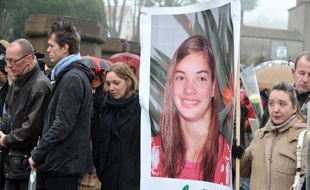 Un an après le tourbillon politico-judiciaire de l'affaire Laetitia, les conseillers pénitentiaires chargés de suivre les condamnés hors de prison expérimentent avec beaucoup d'interrogations de nouvelles méthodes de travail pour mieux prévenir la récidive.