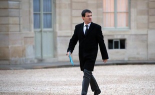 Le gouvernement Valls II plonge illico dans le vif mercredi: premier conseil des ministres, discours de Manuel Valls devant le Medef, chiffres du chômage déjà annoncés comme mauvais, image d'archives
