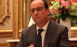 Interview de François Hollande à l'Elysée, le 25 novembre 2015.