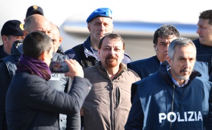 Cesare Battisti est arrivé ce lundi 14 janvier en Italie, après son arrestation en Bolivie.