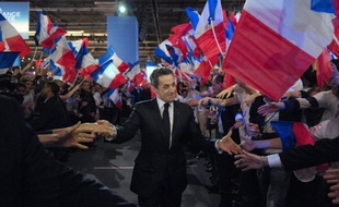 Les militants UMP éliront les dimanches 18 et 25 novembre le nouveau président de leur parti, un poste "gelé" pendant tout le quinquennat de Nicolas Sarkozy, a-t-on appris mercredi de source UMP.