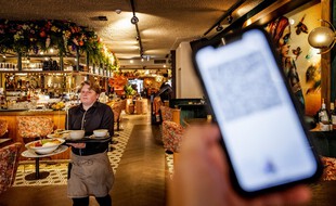 Le contrôle du pass sanitaire subit un relâchement dans les restaurants