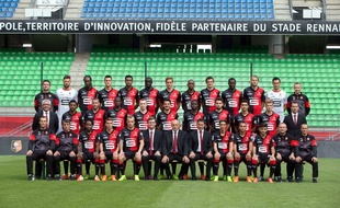 Dirigeants, staff et joueurs du Stade Rennais, lors de la traditionnelle photo de début de saison.