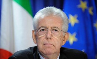 Le nouveau gouvernement italien envisage d'augmenter le nombre d'années de cotisations pour pouvoir partir en retraite dans le cadre des mesures examinées pour tenter de sortir le pays de la crise de la dette, rapporte mercredi la presse italienne.