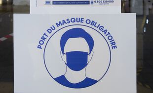 Un panneau imposant le port du masque (illustration).