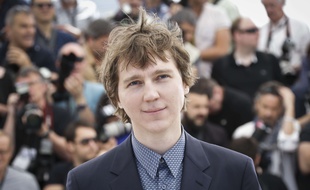 Paul Dano poses for photographers during a photo call for the film Youth, at the 68th international film festival, Cannes, southern France, Wednesday, May 20, 2015. (Photo by Joel Ryan/Invision/AP)/INVW/707090293289/051315111343/1505201202