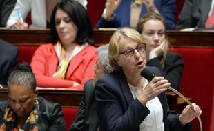 La ministre de la Fonction publique Marylise Lebranchu lors des questions au gouvernement le 14 mai 2014 à l'Assemblée nationale, à Paris