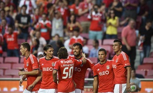 Les joueurs du benfica Lisbonne lors d'un match de championnat le 14 septembre 2013.