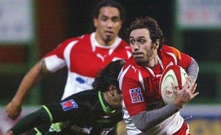 Biarritz a assuré l'essentiel en l'emportant dans la souffrance devant Montauban (10-8), vendredi, en ouverture de la 6e journée du Top 14, au terme d'un match peu rassurant à une semaine du choc européen face aux Anglais des Saracens.