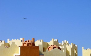 Une vue sur la ville égyptienne d'Hourghada, sur la mer Rouge, en avril 2005