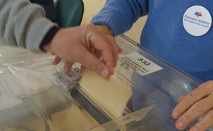 La participation au second tour de la primaire à droite était en hausse dans certains bureaux de Lyon par rapport à la semaine d'avant.