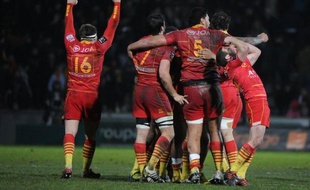 Perpignan a gâché le 1.000e match de Guy Novès sous les couleurs toulousaines en battant 19-18 les doubles champions de France en titre, leur faisant aussi subir une première défaite à domicile depuis près de trois ans, vendredi en ouverture de la 18e journée de Top 14.