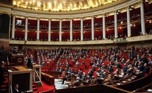Les députés de la Commission de la défense de l'Assemblée nationale veulent avoir accès au contrat du futur ministère de la Défense et soulignent l'importance d'un suivi, politique et technique, de ce partenariat public-privé