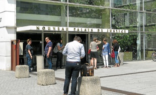 Les consultations se dérouleront au nouveau palais de justice de Lyon.