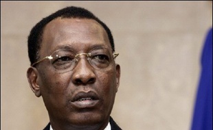 Ces affrontements ont démarré vers 05H30 locales (04H30 GMT) à l'initiative de l'armée fidèle au président Idriss Deby Itno, qui a attaqué des positions rebelles à quelques kilomètres seulement des faubourgs de la capitale.