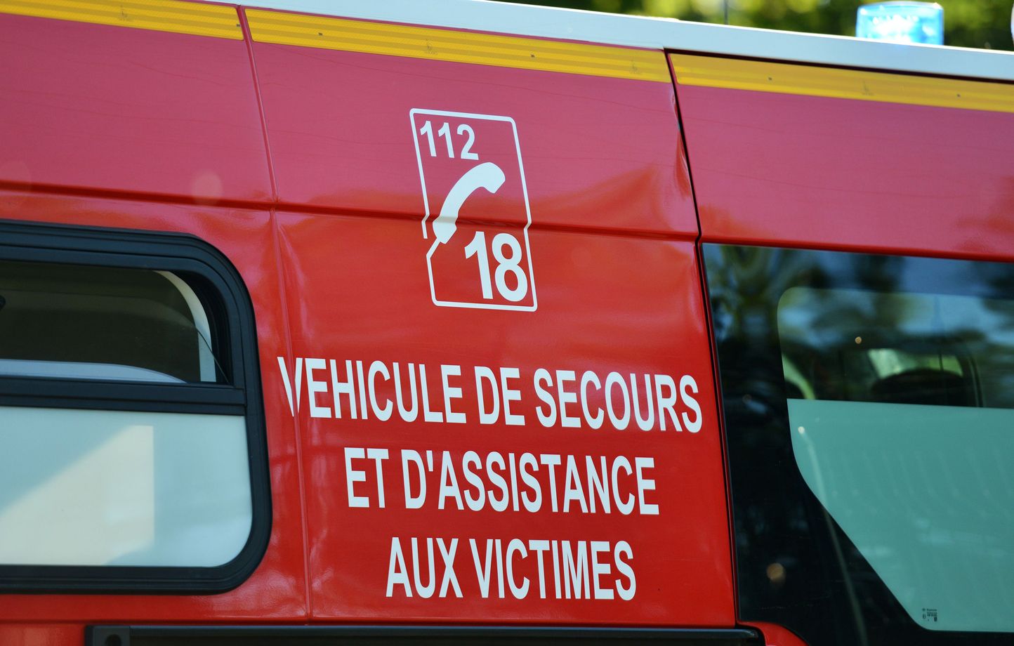 Les pompiers ont transporté la victime, en urgence absolue, à l'hôpital.