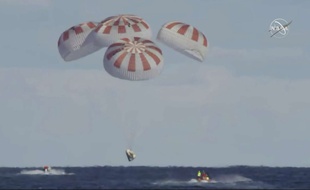 La nouvelle capsule Crew Dragon a amerri vendredi 8 mars 2019 à environ 370 km des côtes de Floride.
