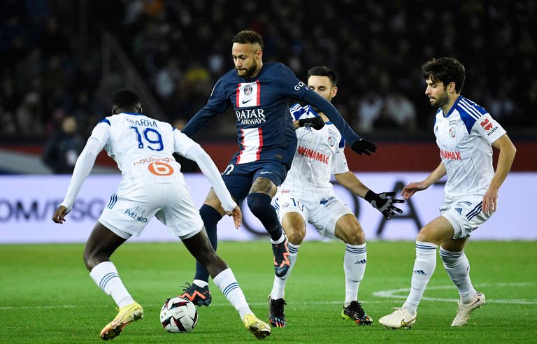 PSG Dominates RC Strasbourg Alsace