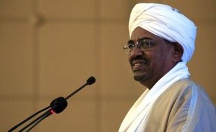 Le président soudanais Omar el-Béchir a ordonné dimanche le doublement du salaire minimum pour faire face à la flambée des prix qui touche depuis des mois un pays dont près de la moitié de la population vit déjà sous le seuil de pauvreté, selon l'agence de presse officielle Suna.