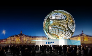 Vue de la sphère intégrée au projet porté par la France pour accueillir l'exposition Universelle en 2025.