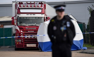 La police vietnamienne a arrêté huit nouvelles personnes soupçonnées d'être impliquées dans le drame des 39 migrants, probablement vietnamiens, retrouvés morts fin octobre dans un camion frigorifique près de Londres.