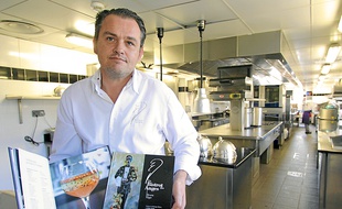 Ancien de l'hôtel Majestic, le chef a ouvert deux établissements au Cannet.