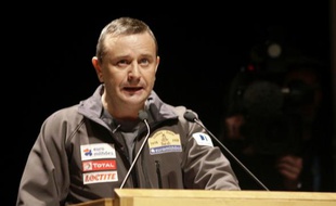 Le directeur de course du Dakar, Etienne Lavigne, lors d'une conférence de presse à Lisbonne le 4 janvier 2008.