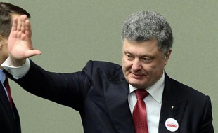 Le président ukrainien Petro Porochenko à Varsovie le 17 décembre 2014