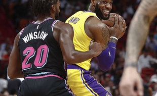 LeBron James a marqué 51 points avec les Lakers contre ses anciens partenaires de Miami, le 18 novembre 2018.