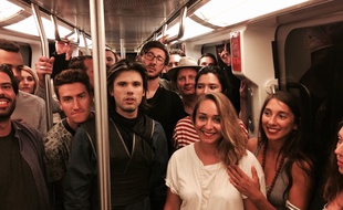 Orelsan a réalisé le shooting photo de son dernier album, La Fête est finie, dans le métro de Toulouse, à la station Ramonville.