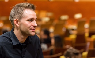Max Schrems à la Cour de Justice Européenne au Luxembourg le 6 octobre 2015.