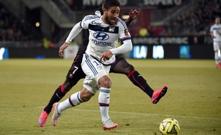 Nabil Fekir n'a pas disputé son dernier match sous le maillot lyonnais le 23 mai à Rennes. C'est une certitude depuis sa prolongation de contrat ce mercredi.