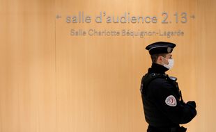 Les prévenus sont suspectés d'avoir participé à la campagne haineuse lancée sur les réseaux sociaux à l'automne 2020 contre Mila.