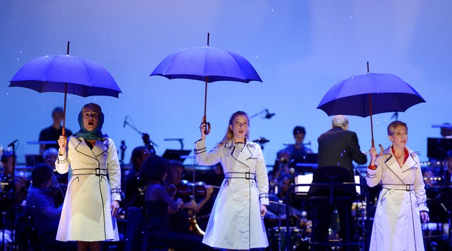 Qui Joue Dans Les Parapluies De Cherbourg Comédie musicale: Le spectacle «Les parapluies de Cherbourg», de retour