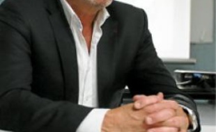 Michel Neyret a la réputation d'être un « super flic ».