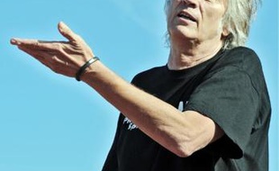 L'entraîneur du NVF Michel Genson.