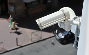 Illustration camera et zone de videosurveillance dans le centre ville de Toulouse.
